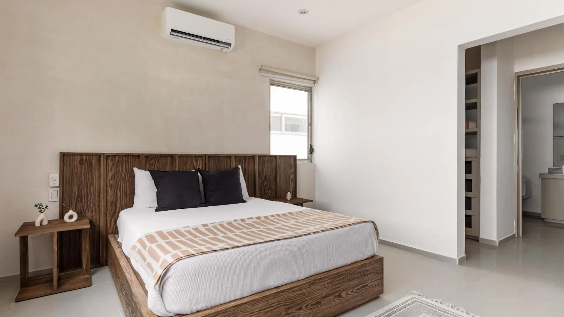Large 4Br Family House With Pool Apartment Cancun